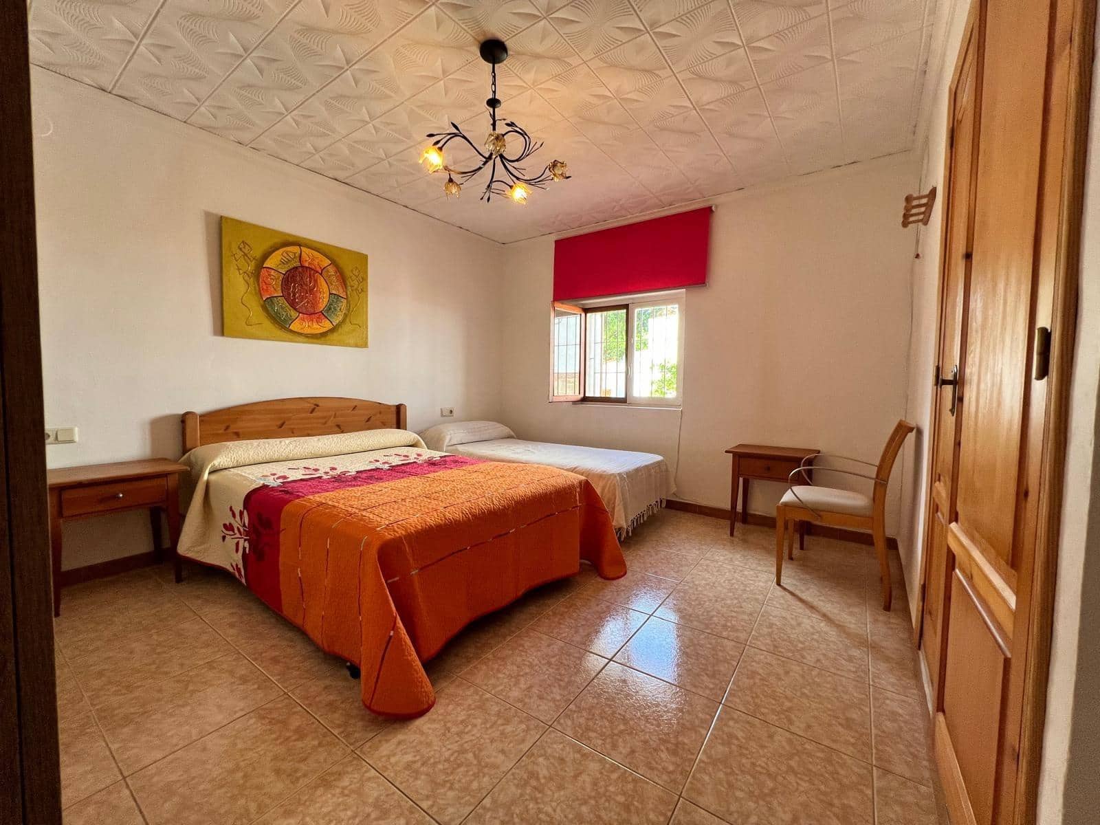 Chalet de 4 habitaciones en La Nucia en venta con piscina garaje - 425.000 € (Ref: 8680438)