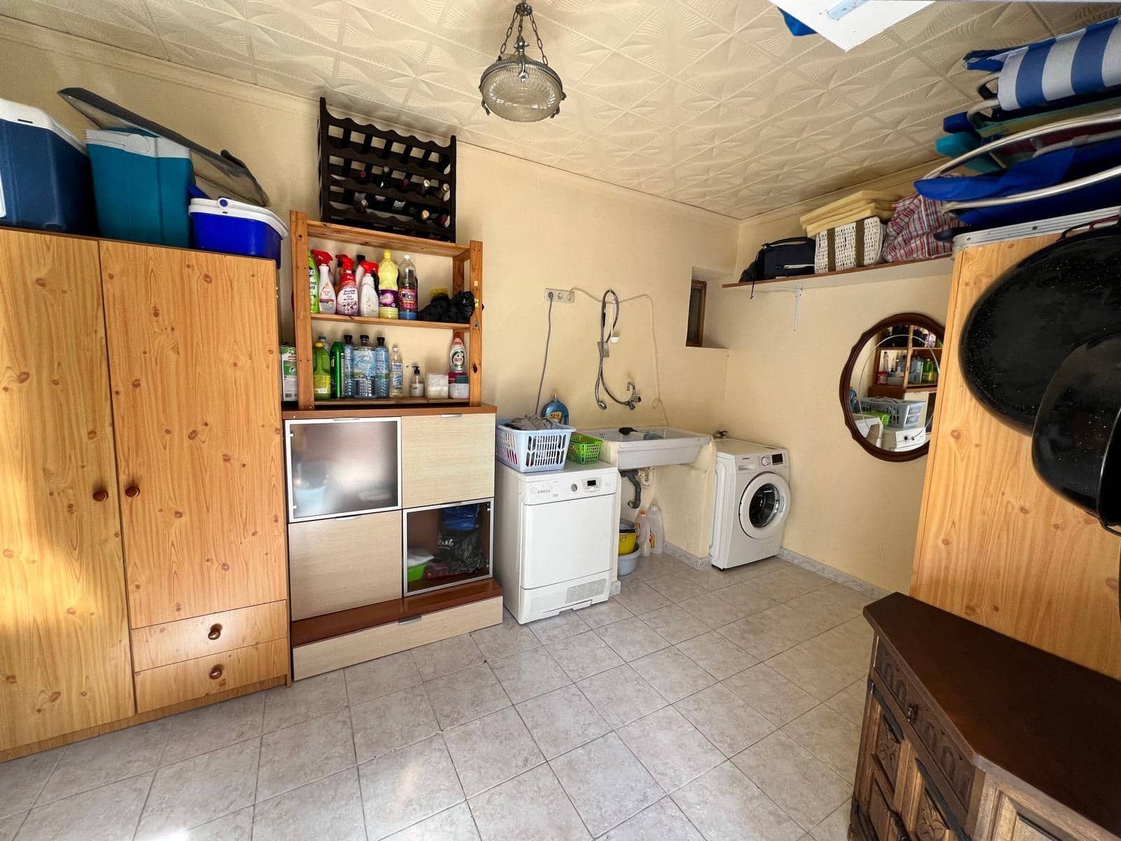 4 bedroom Villa for sale in La Nucia with pool garage - € 425,000 (Ref: 8680438)