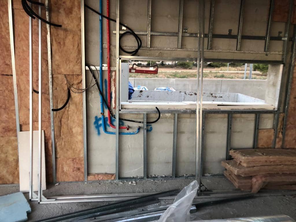 4 makuuhuone Huvila myytävänä paikassa La Nucia mukana uima-altaan - 997 500 € (Ref: 8680443)