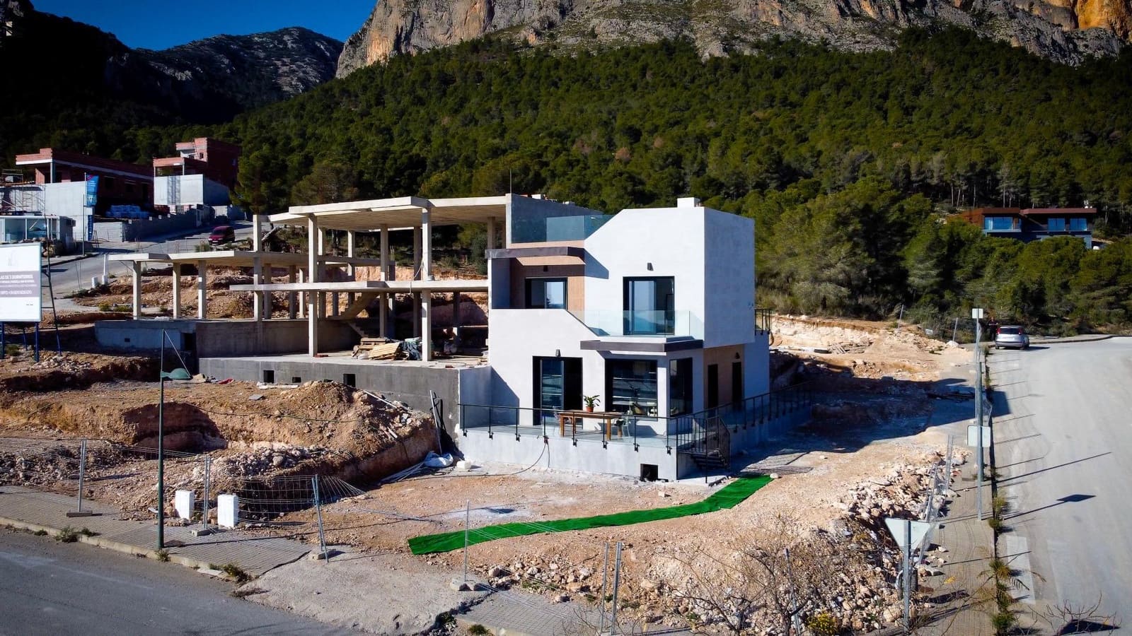 3 bedroom Villa for sale in Polop with pool - € 480,280 (Ref: 8681445)