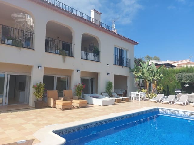 6 quarto Moradia para venda em Alfaz del Pi / L'Alfàs del Pi com piscina - 725 000 € (Ref: 8698271)