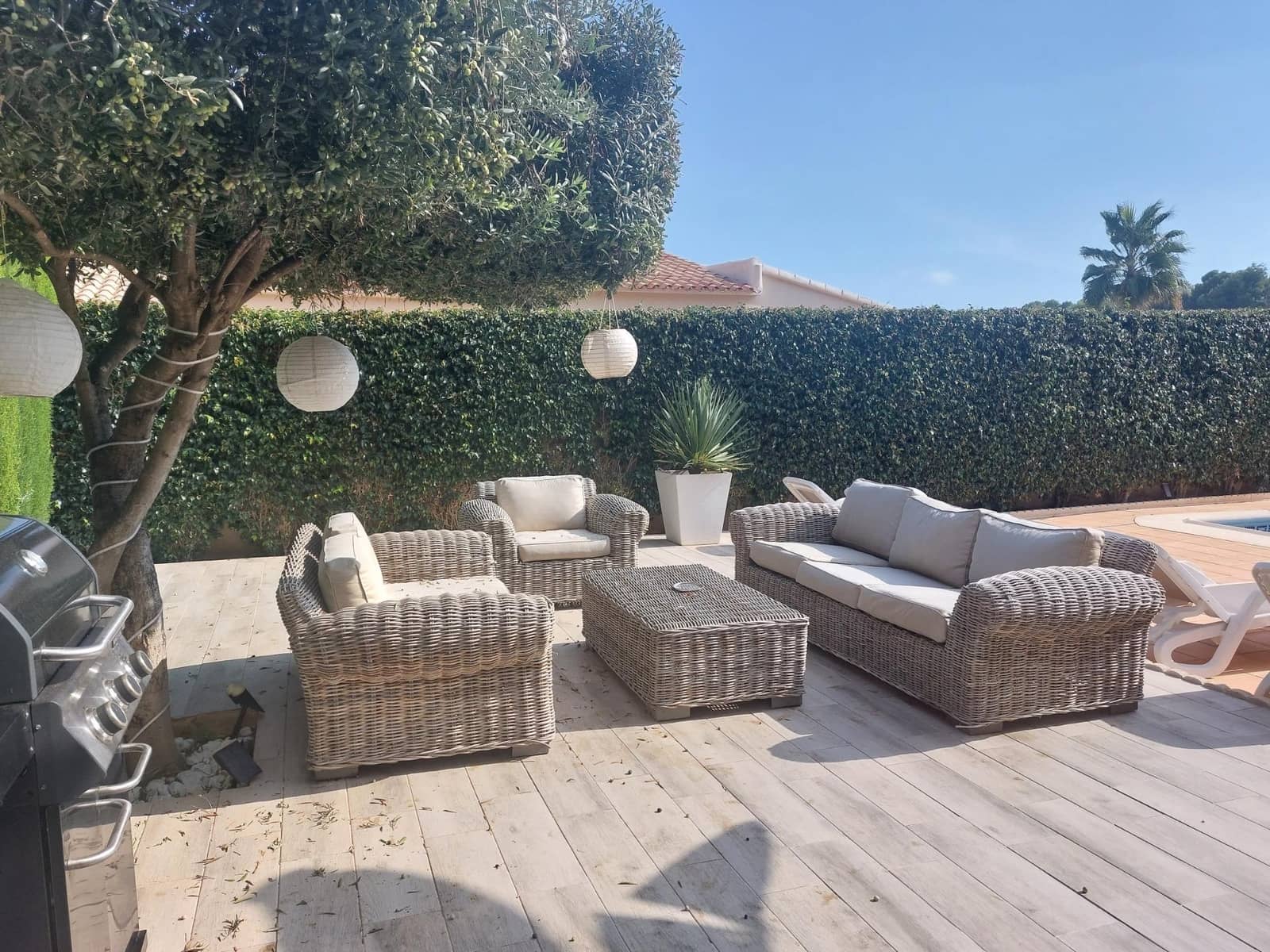 6 bedroom Villa for sale in Alfaz del Pi / L'Alfas del Pi with pool - € 725,000 (Ref: 8698271)