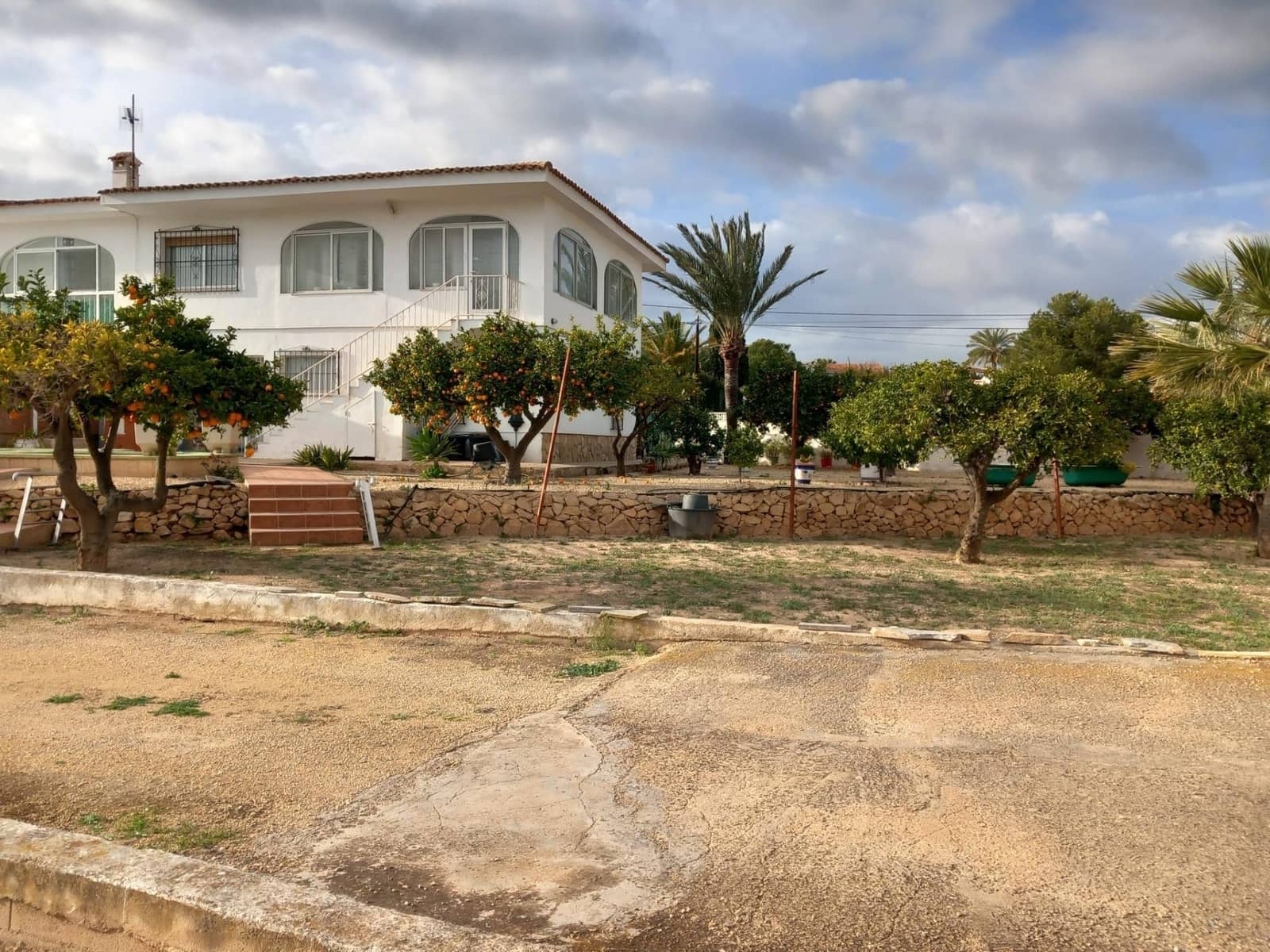 4 bedroom Villa for sale in Alfaz del Pi / L'Alfas del Pi with pool garage - € 690,000 (Ref: 8849780)