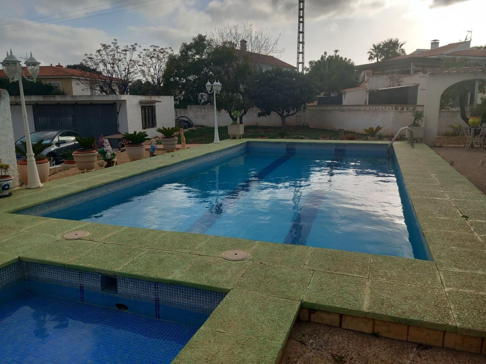 4 bedroom Villa for sale in Alfaz del Pi / L'Alfas del Pi with pool garage - € 690,000 (Ref: 8849780)