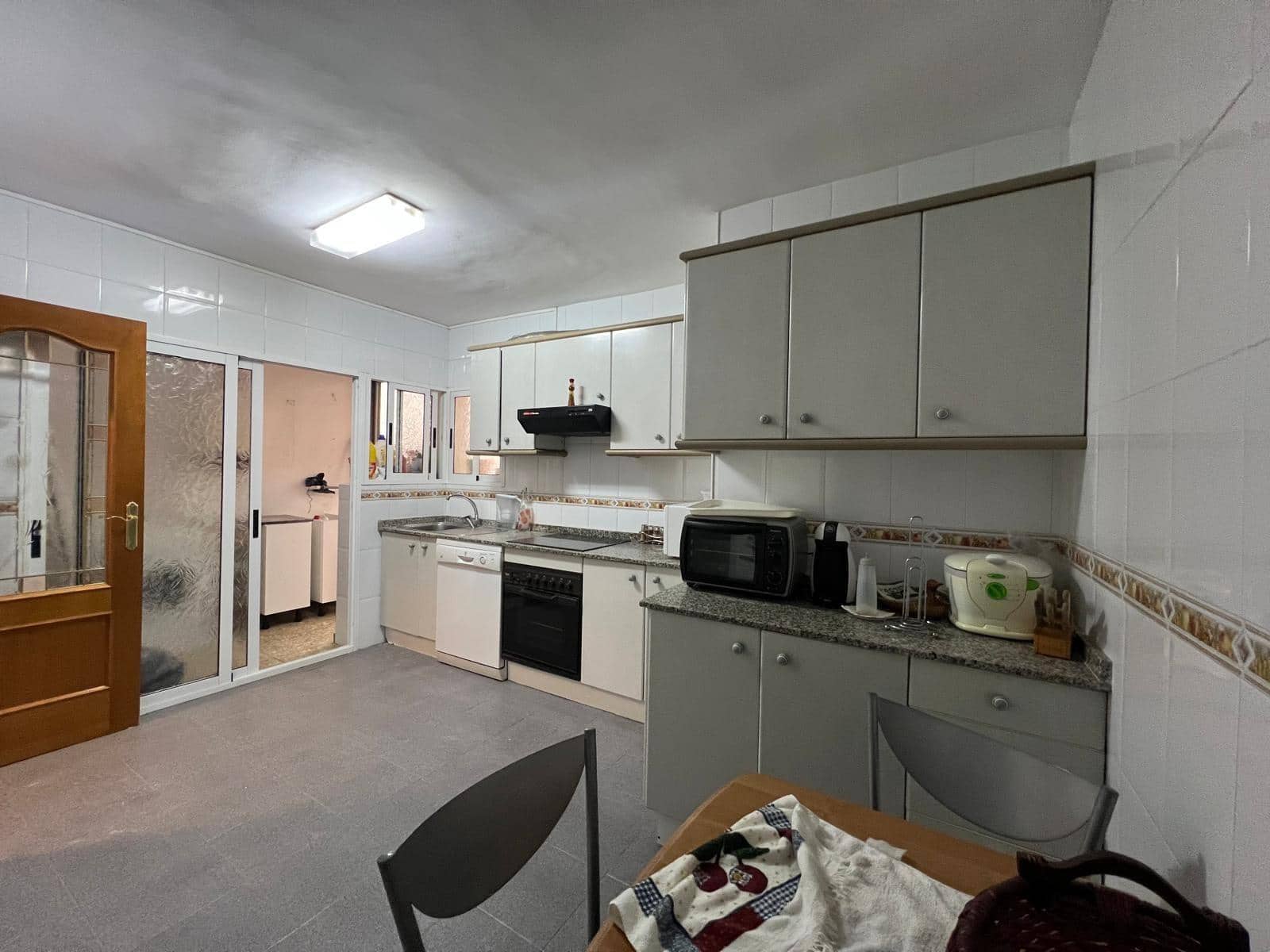 Piso de 4 habitaciones en Benidorm en venta - 295.000 € (Ref: 8854940)