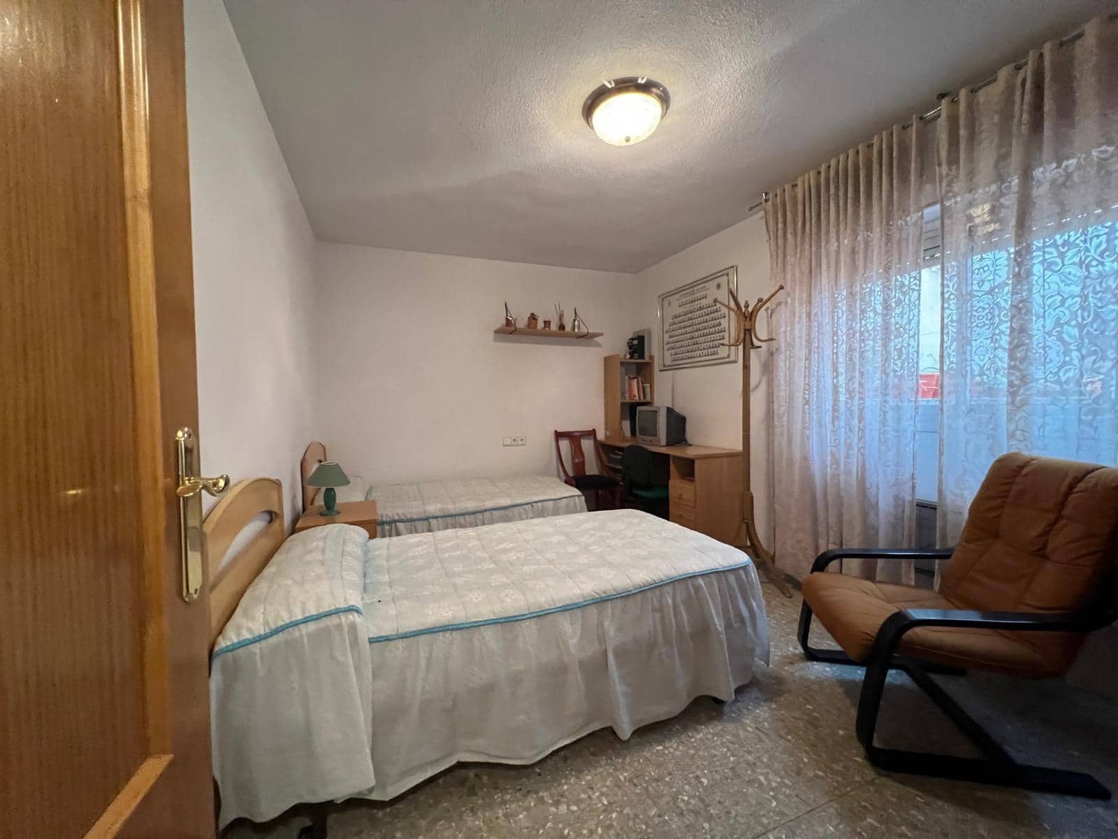 Piso de 4 habitaciones en Benidorm en venta - 295.000 € (Ref: 8854940)
