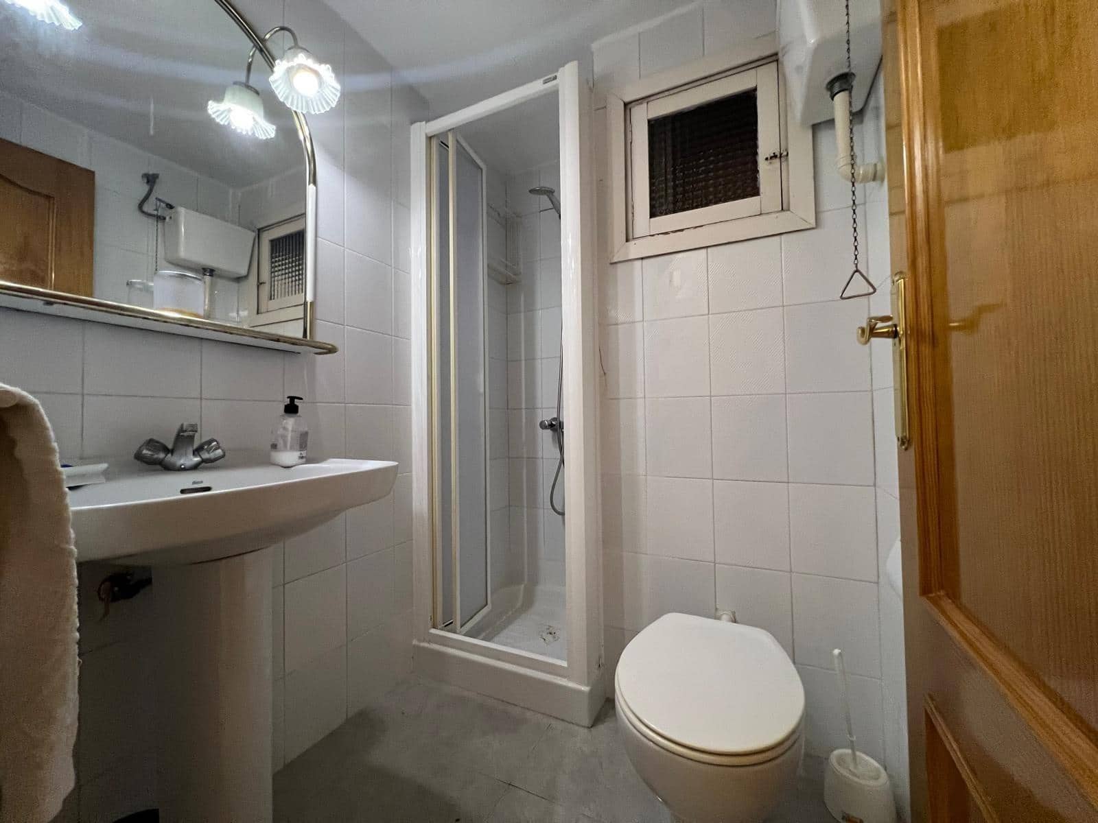 Piso de 4 habitaciones en Benidorm en venta - 295.000 € (Ref: 8854940)