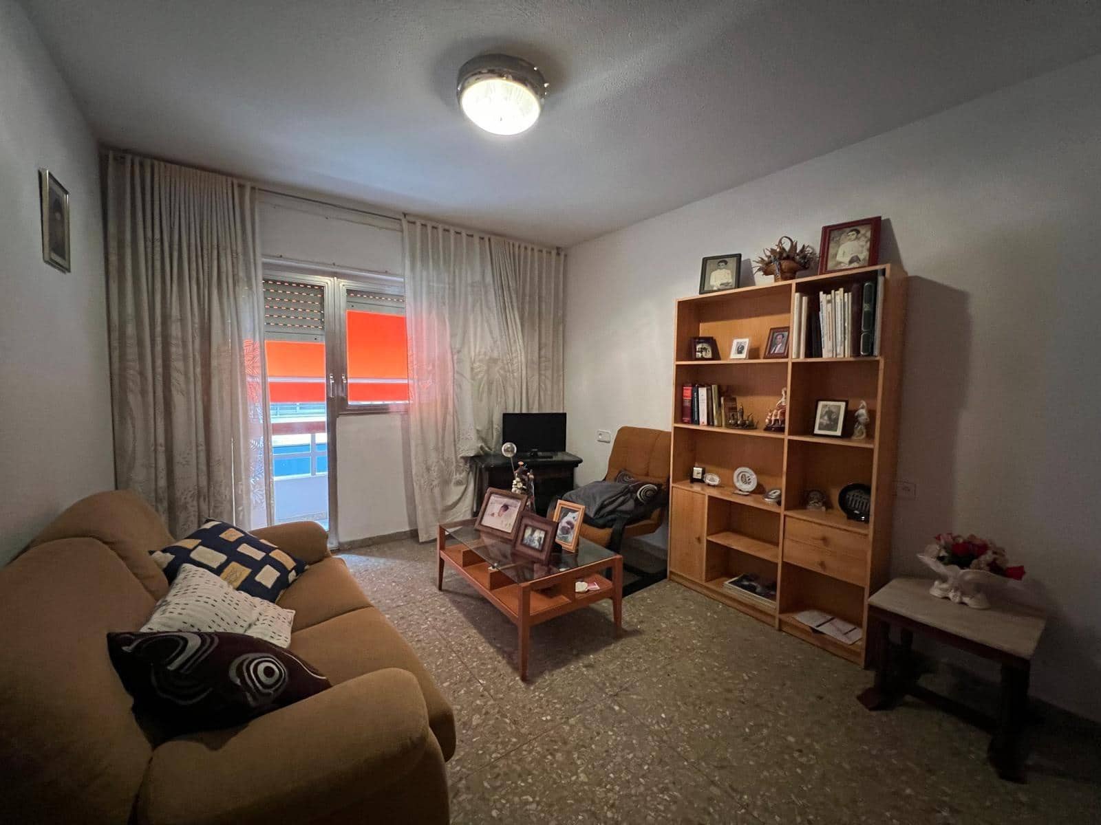 Piso de 4 habitaciones en Benidorm en venta - 295.000 € (Ref: 8854940)