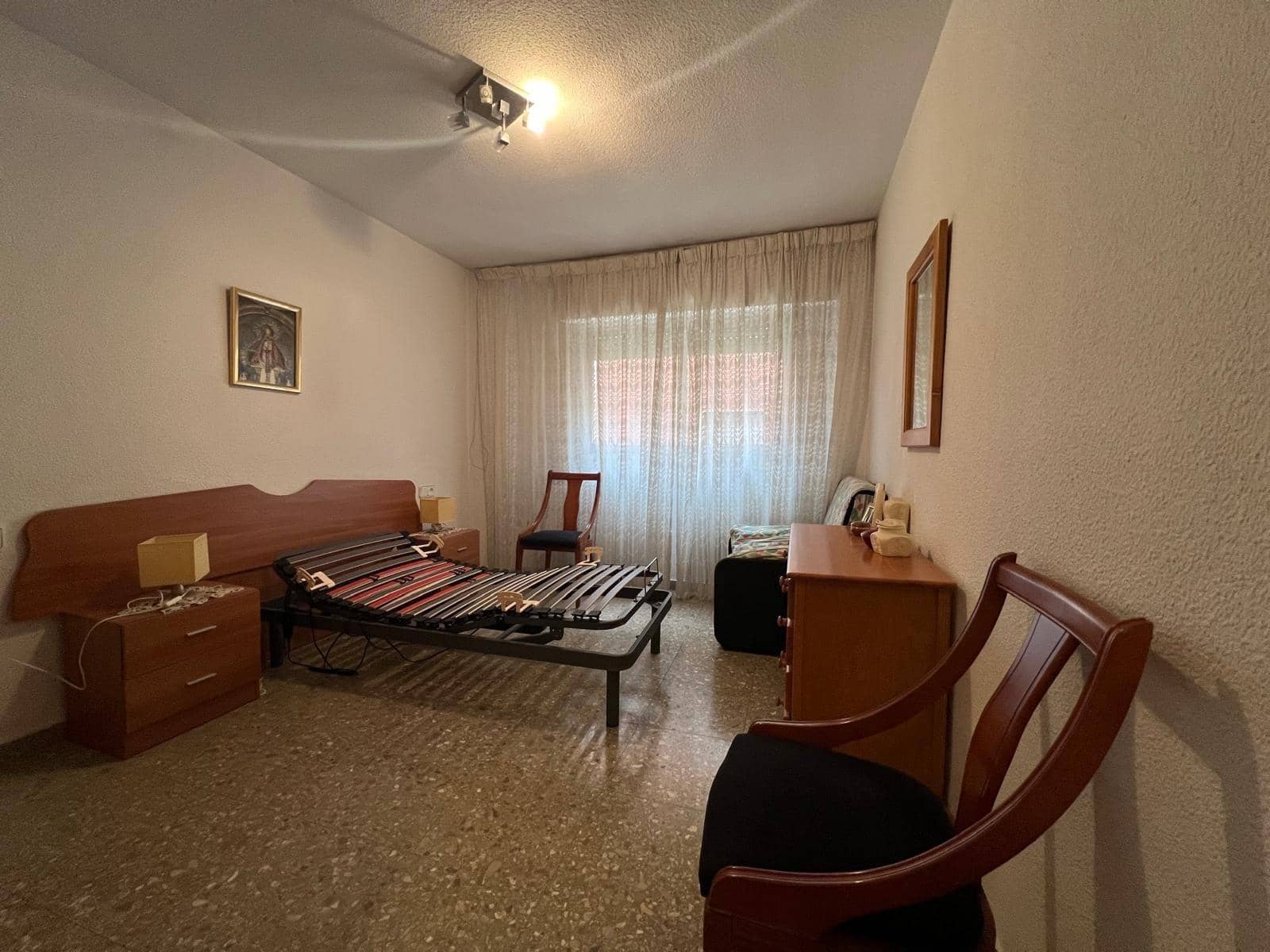 Piso de 4 habitaciones en Benidorm en venta - 295.000 € (Ref: 8854940)