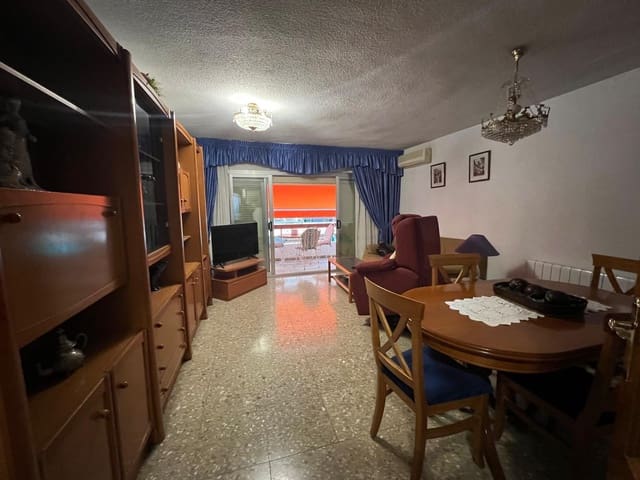 Piso de 4 habitaciones en Levante, Benidorm en venta - 295.000 € (Ref: 8854940)