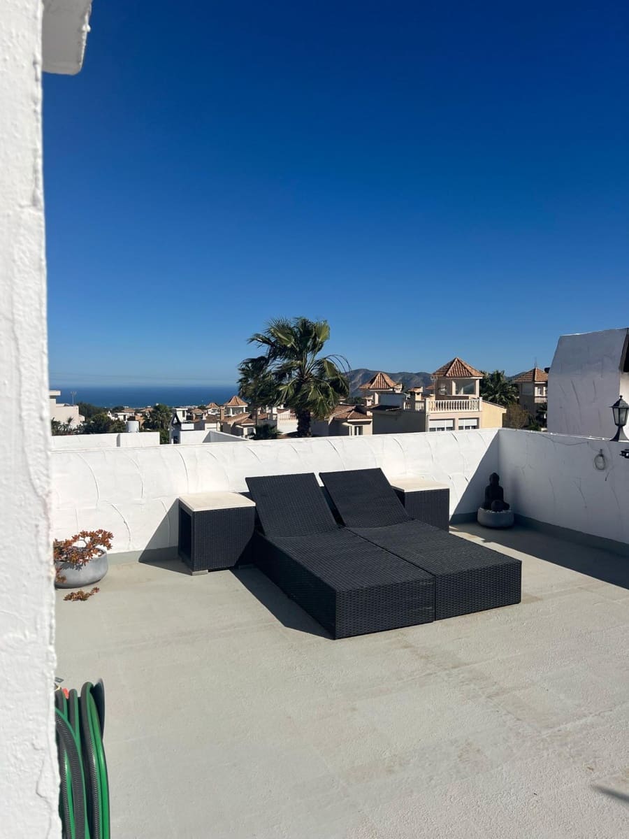 3 soveværelse Rækkehus til salg i La Nucia med swimmingpool garage - € 325.000 (Ref: 8910994)