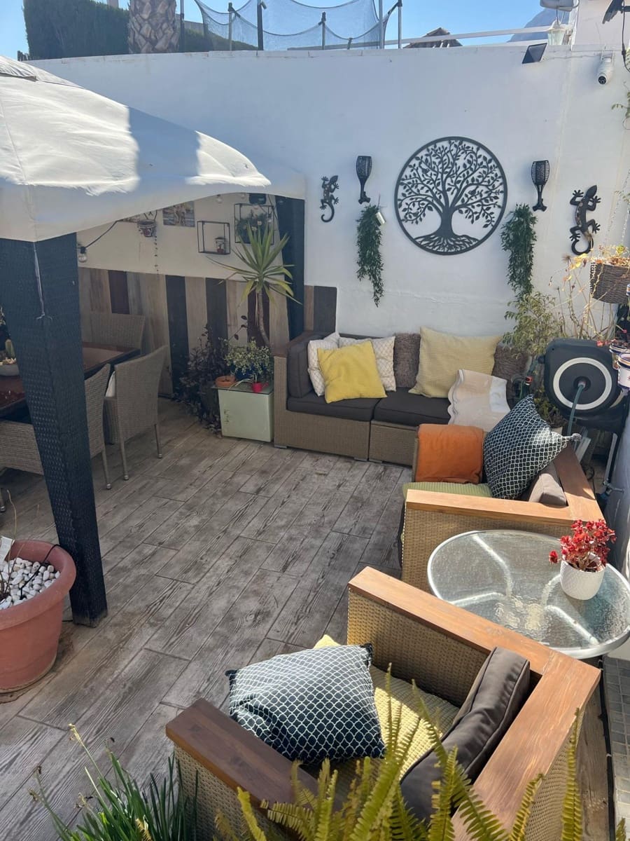 3 soveværelse Rækkehus til salg i La Nucia med swimmingpool garage - € 325.000 (Ref: 8910994)