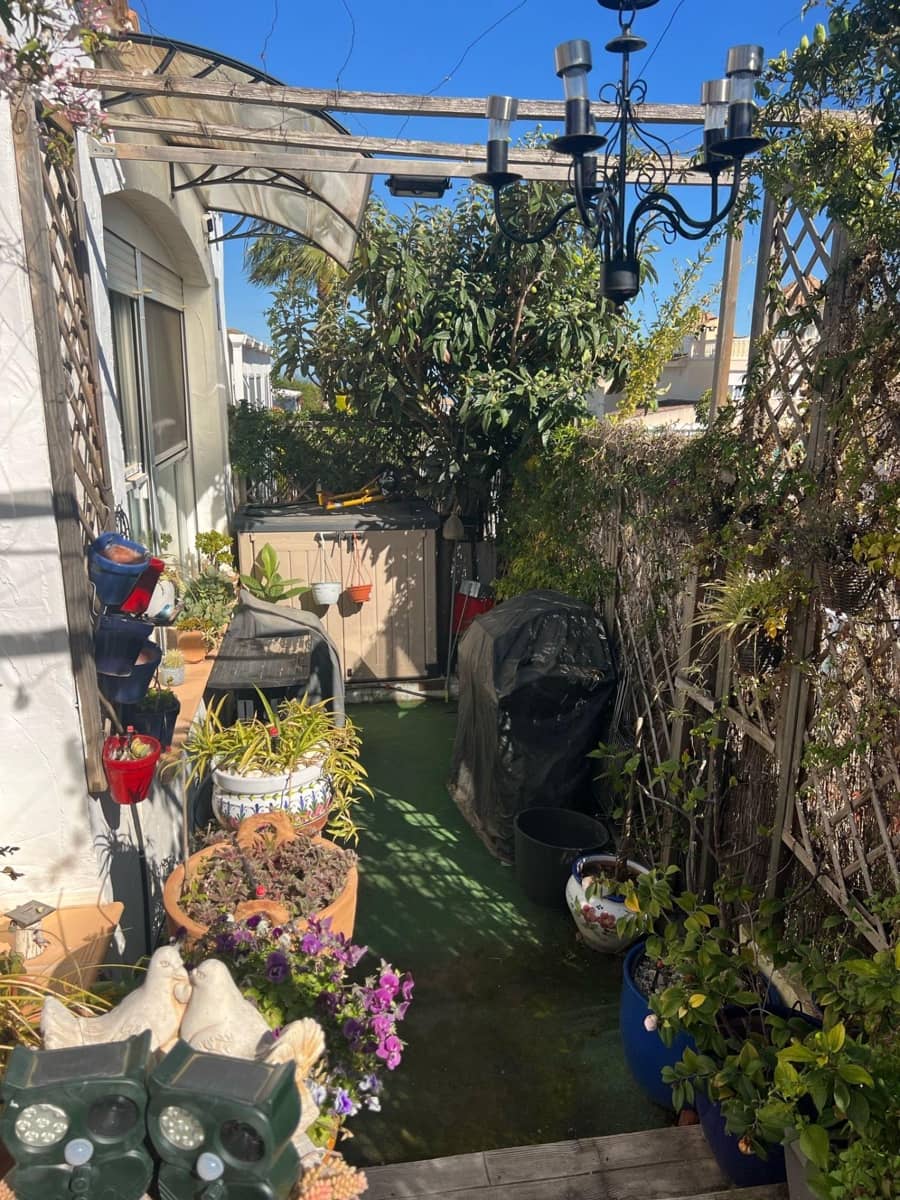 3 soveværelse Rækkehus til salg i La Nucia med swimmingpool garage - € 325.000 (Ref: 8910994)