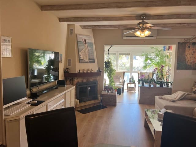 3 soveværelse Rækkehus til salg i La Nucia med swimmingpool garage - € 325.000 (Ref: 8910994)