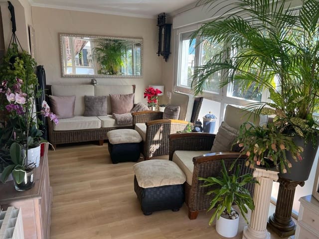 3 soveværelse Rækkehus til salg i La Nucia med swimmingpool garage - € 325.000 (Ref: 8910994)