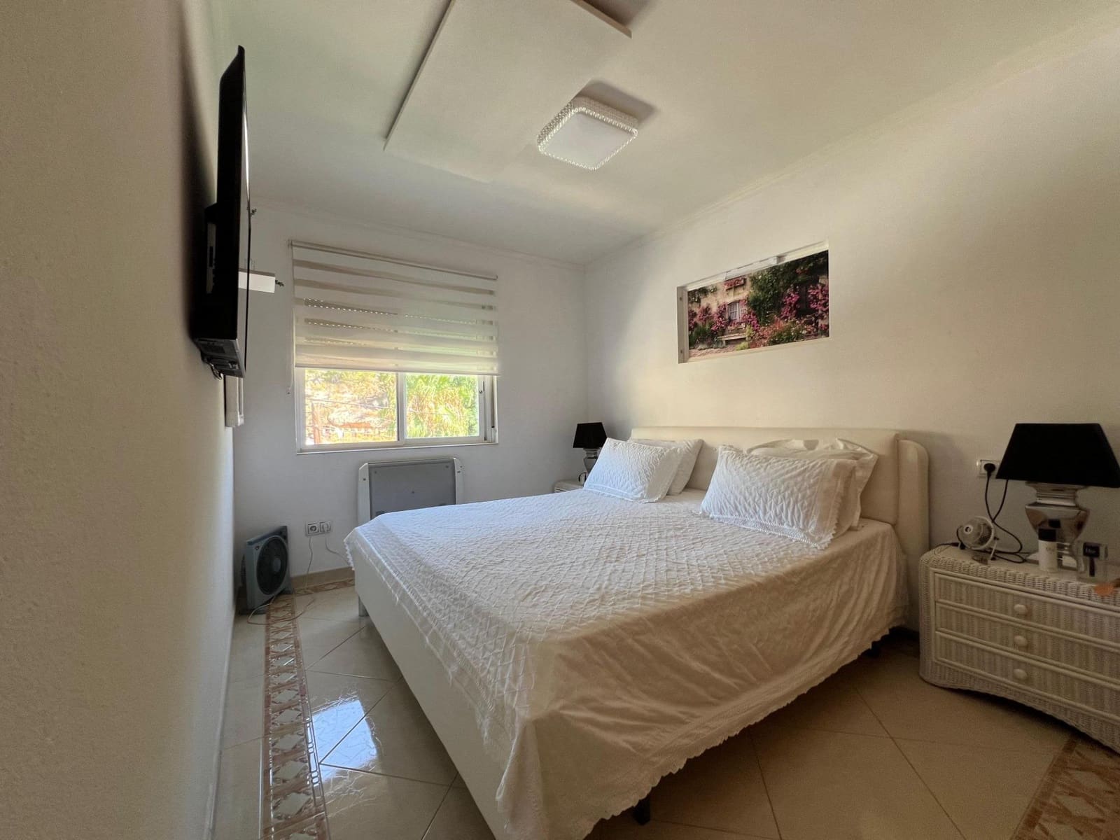 Chalet de 4 habitaciones en La Nucia en venta con piscina garaje - 560.000 € (Ref: 8939469)