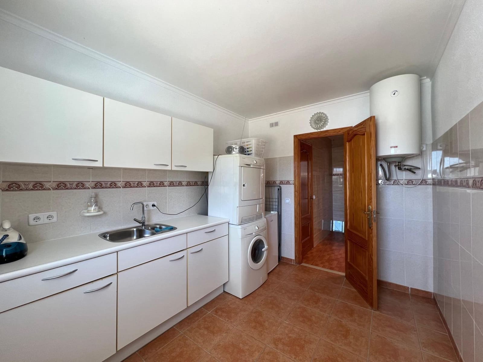 Chalet de 4 habitaciones en La Nucia en venta con piscina garaje - 560.000 € (Ref: 8939469)