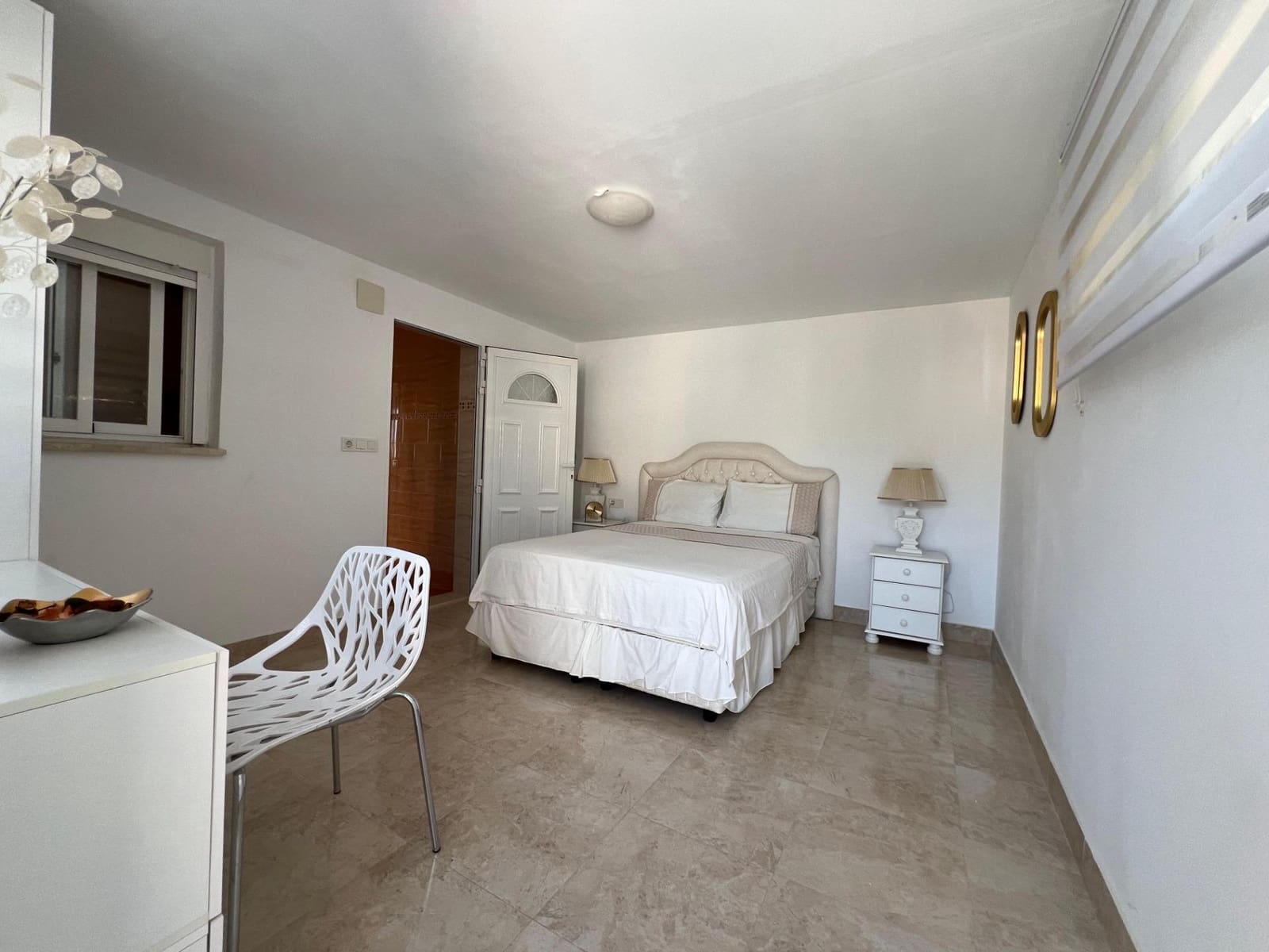 Chalet de 4 habitaciones en La Nucia en venta con piscina garaje - 560.000 € (Ref: 8939469)