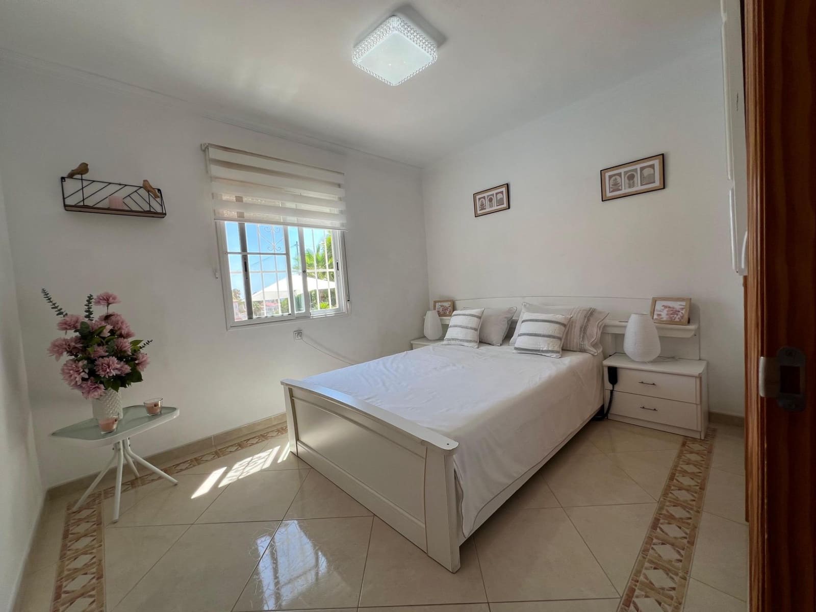 Chalet de 4 habitaciones en La Nucia en venta con piscina garaje - 560.000 € (Ref: 8939469)