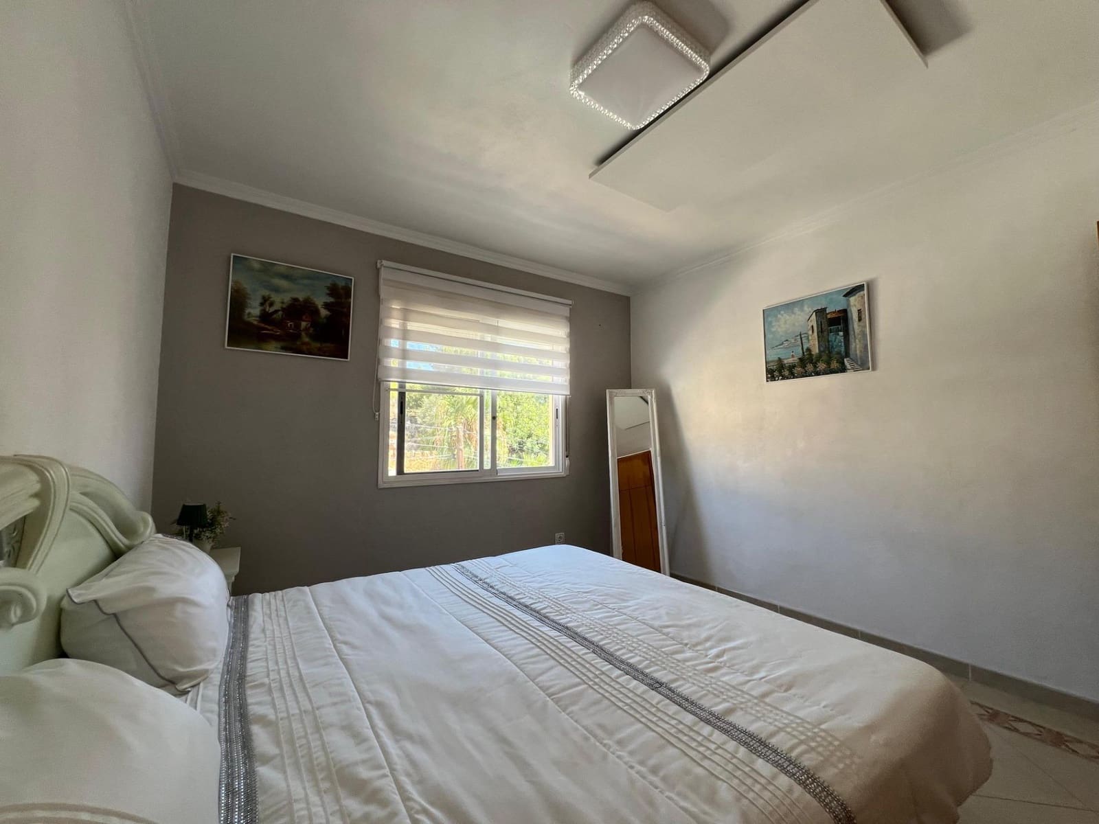 Chalet de 4 habitaciones en La Nucia en venta con piscina garaje - 560.000 € (Ref: 8939469)