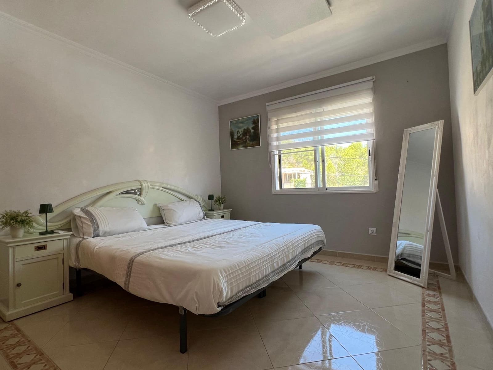 Chalet de 4 habitaciones en La Nucia en venta con piscina garaje - 560.000 € (Ref: 8939469)