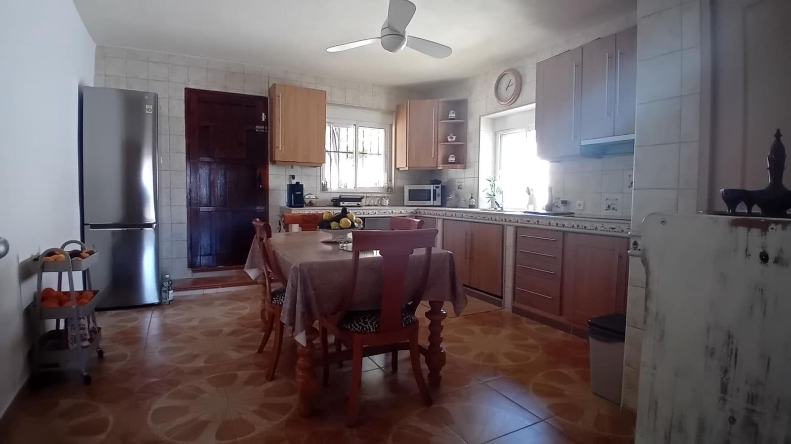 3 bedroom Villa for sale in Alfaz del Pi / L'Alfas del Pi with pool garage - € 520,000 (Ref: 8940036)