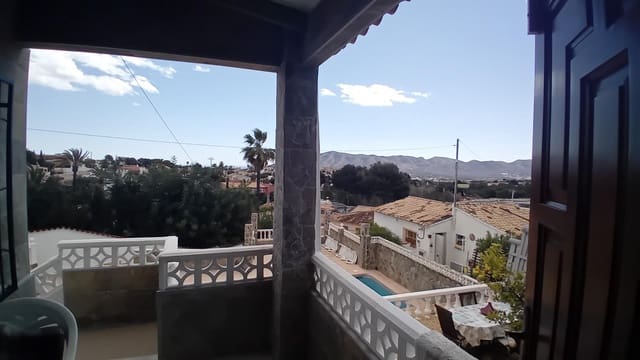 Chalet de 3 habitaciones en Alfaz del Pi / L'Alfàs del Pi en venta con piscina garaje - 520.000 € (Ref: 8940036)