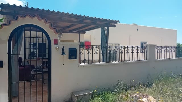 Chalet de 3 habitaciones en Alfaz del Pi / L'Alfàs del Pi en venta con piscina garaje - 520.000 € (Ref: 8940036)