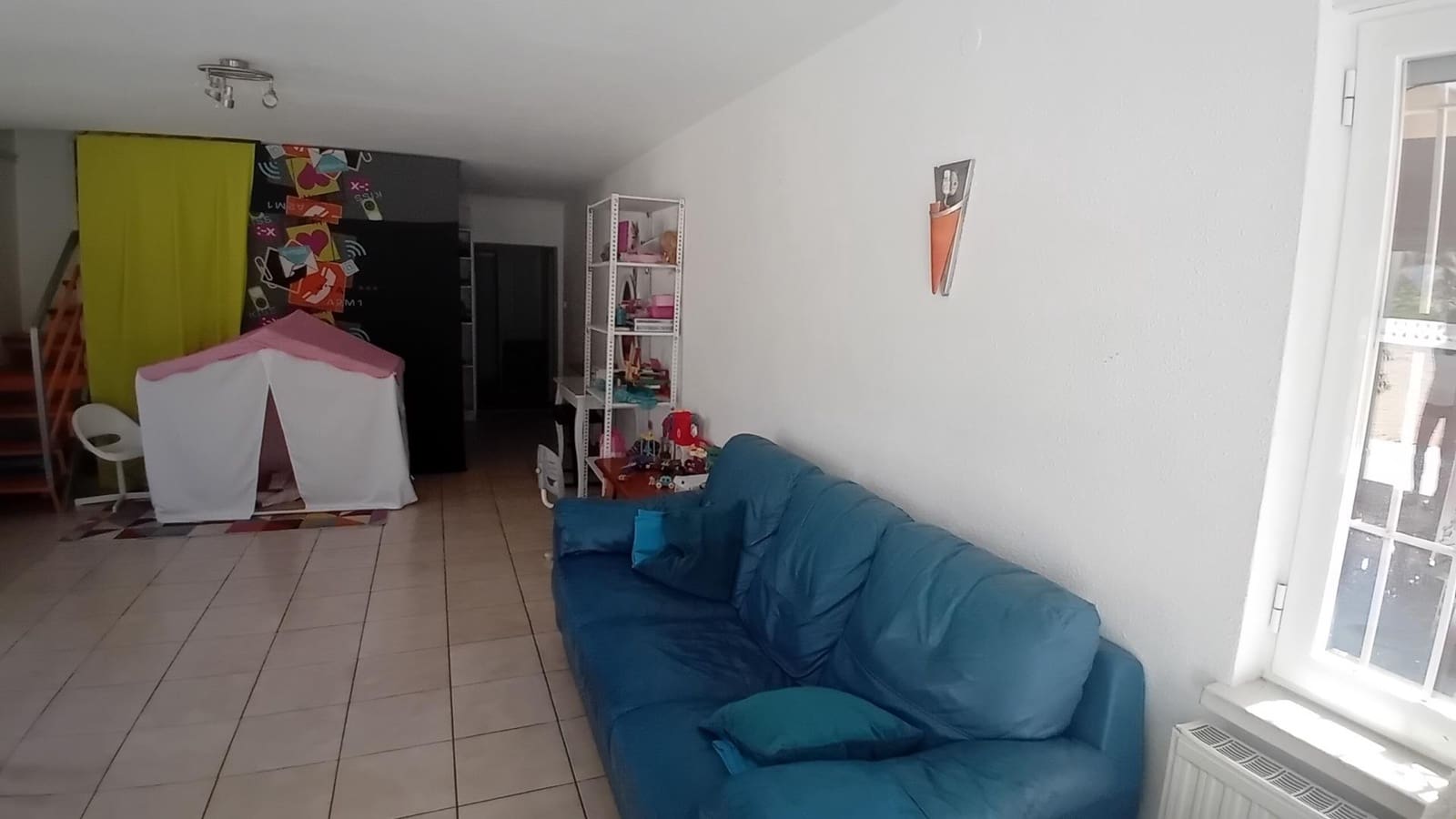 8 makuuhuone Huvila myytävänä paikassa La Nucia mukana uima-altaan - 649 000 € (Ref: 9023278)