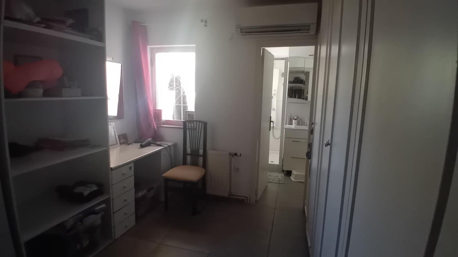 8 makuuhuone Huvila myytävänä paikassa La Nucia mukana uima-altaan - 649 000 € (Ref: 9023278)