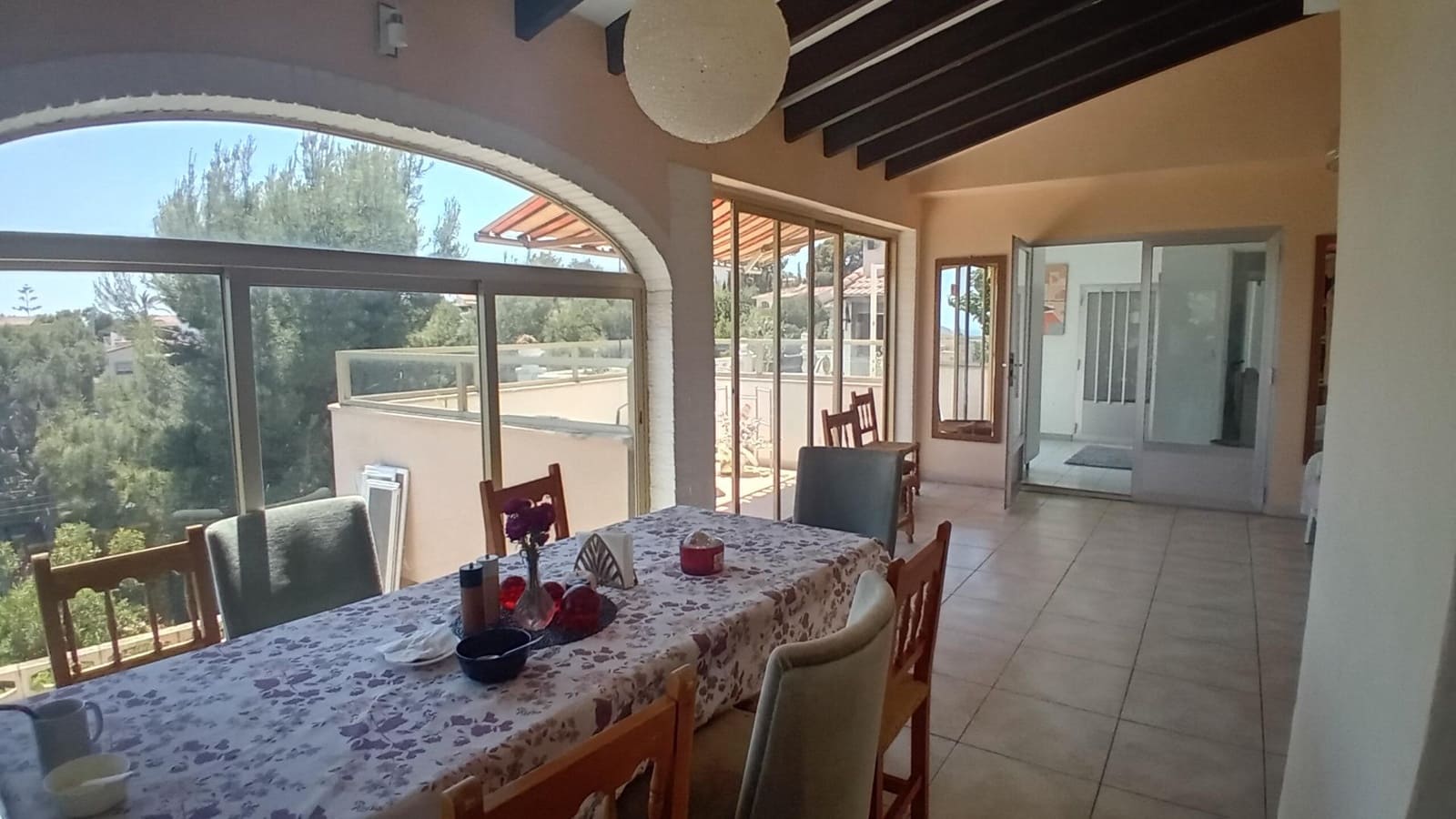 8 makuuhuone Huvila myytävänä paikassa La Nucia mukana uima-altaan - 649 000 € (Ref: 9023278)