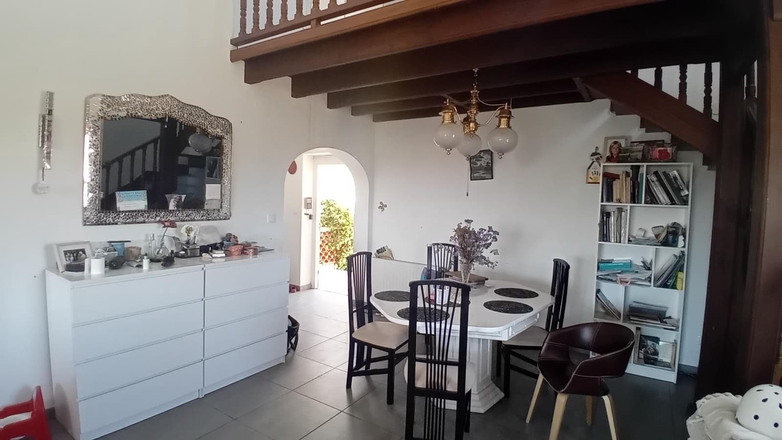 8 makuuhuone Huvila myytävänä paikassa La Nucia mukana uima-altaan - 649 000 € (Ref: 9023278)