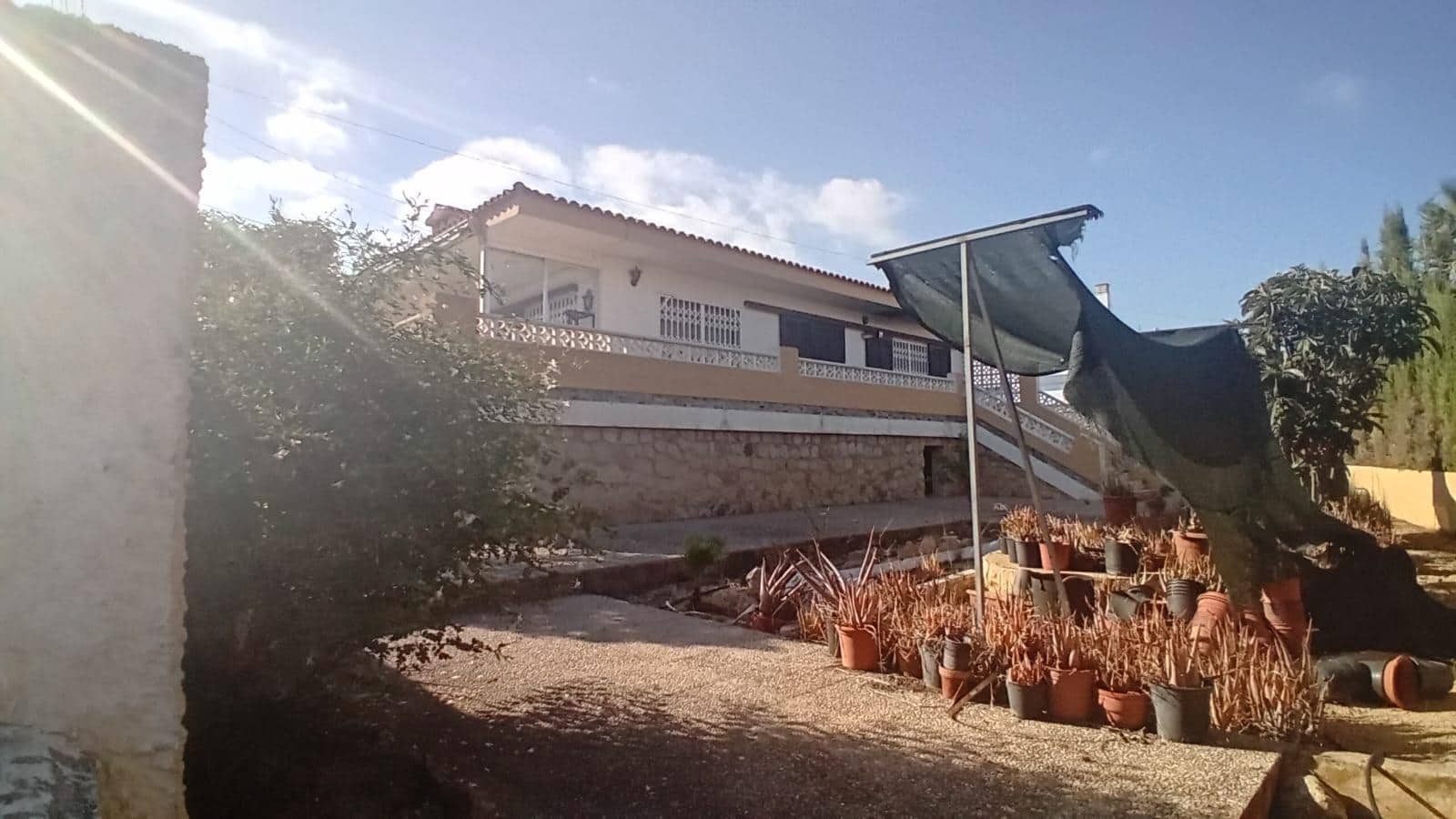 2 bedroom Villa for sale in La Nucia - € 380,000 (Ref: 9029543)