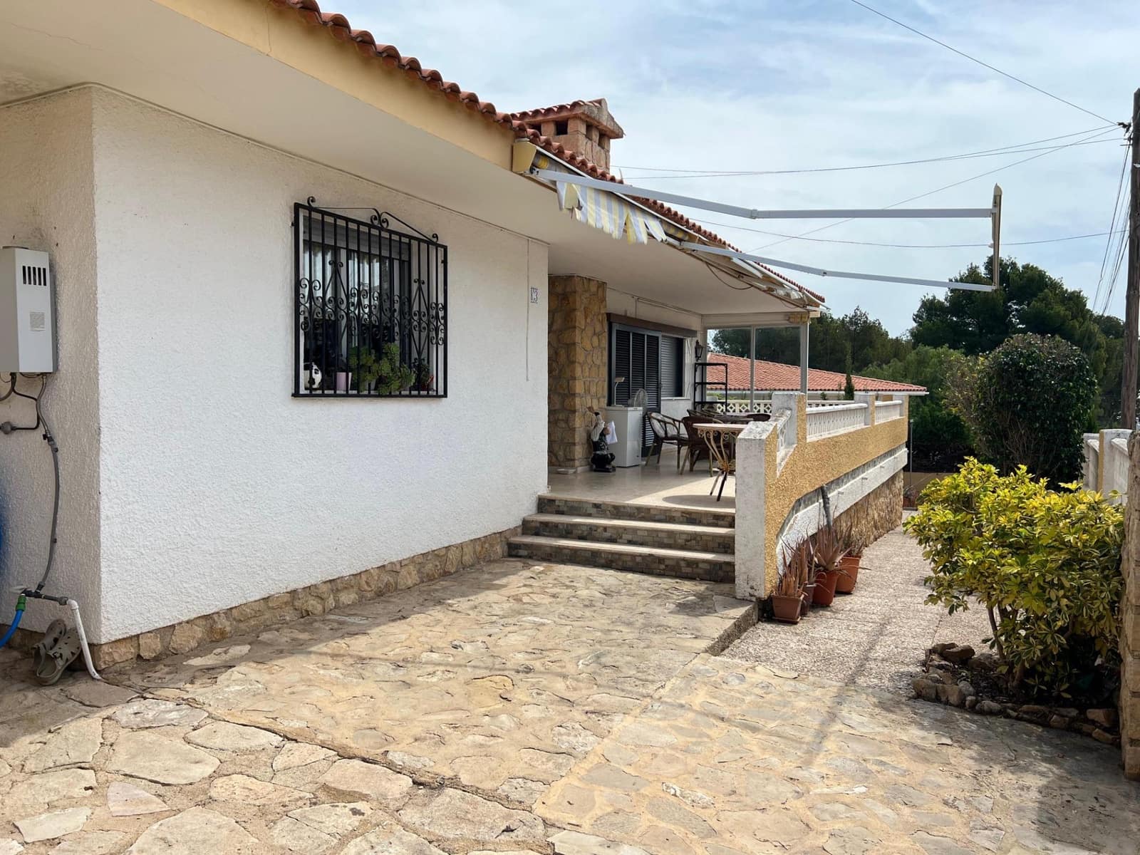 2 bedroom Villa for sale in La Nucia - € 380,000 (Ref: 9029543)