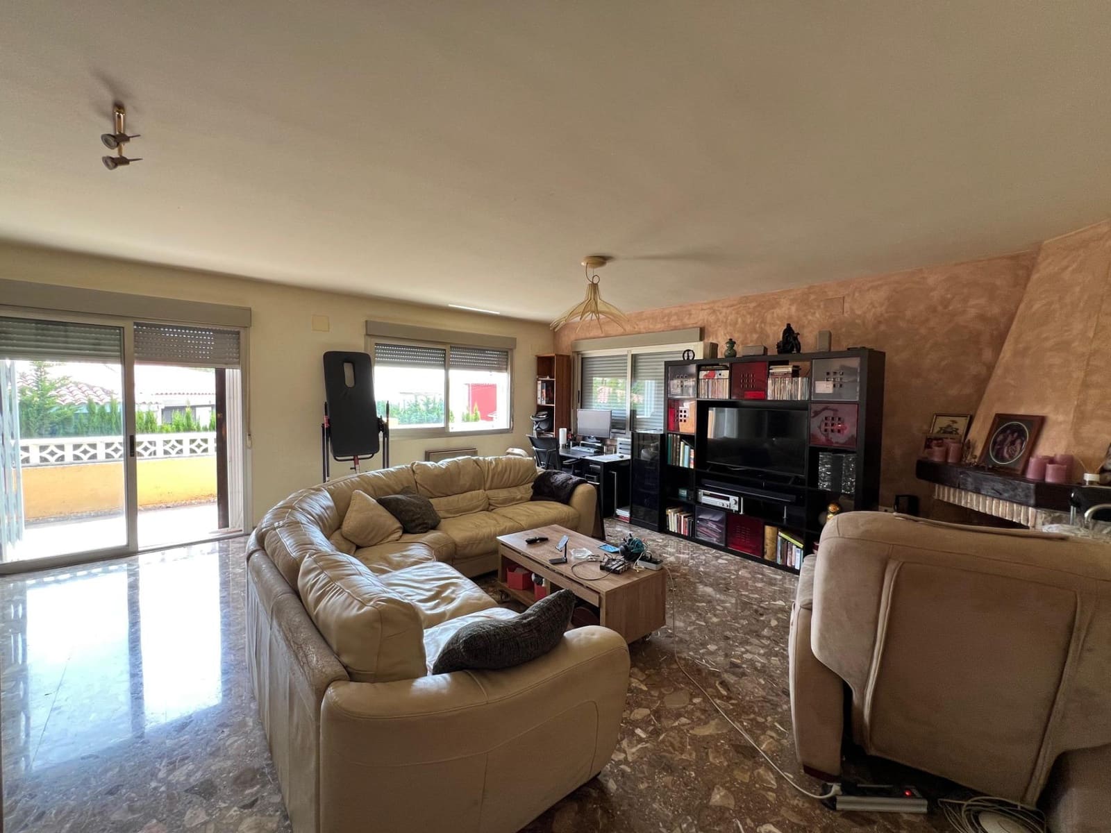 2 bedroom Villa for sale in La Nucia - € 380,000 (Ref: 9029543)