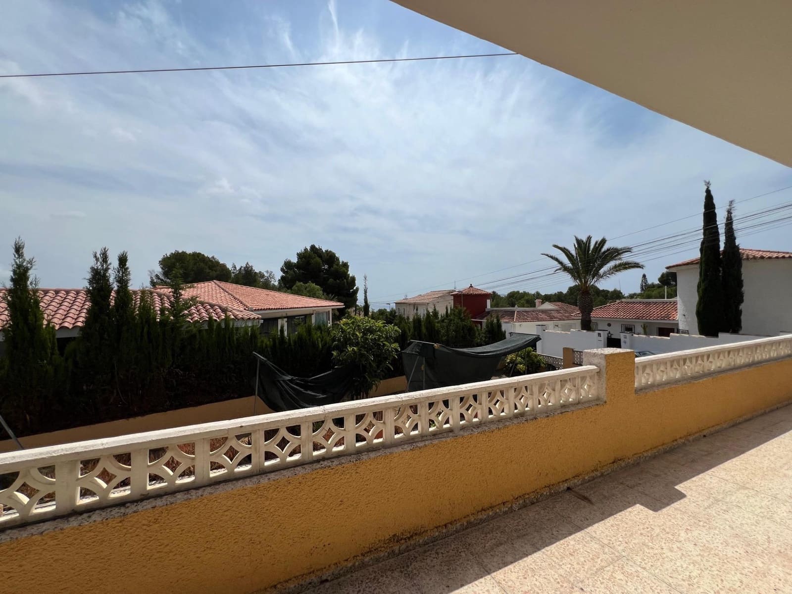 2 bedroom Villa for sale in La Nucia - € 380,000 (Ref: 9029543)