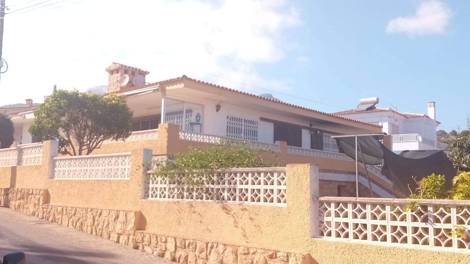 2 bedroom Villa for sale in La Nucia - € 380,000 (Ref: 9029543)