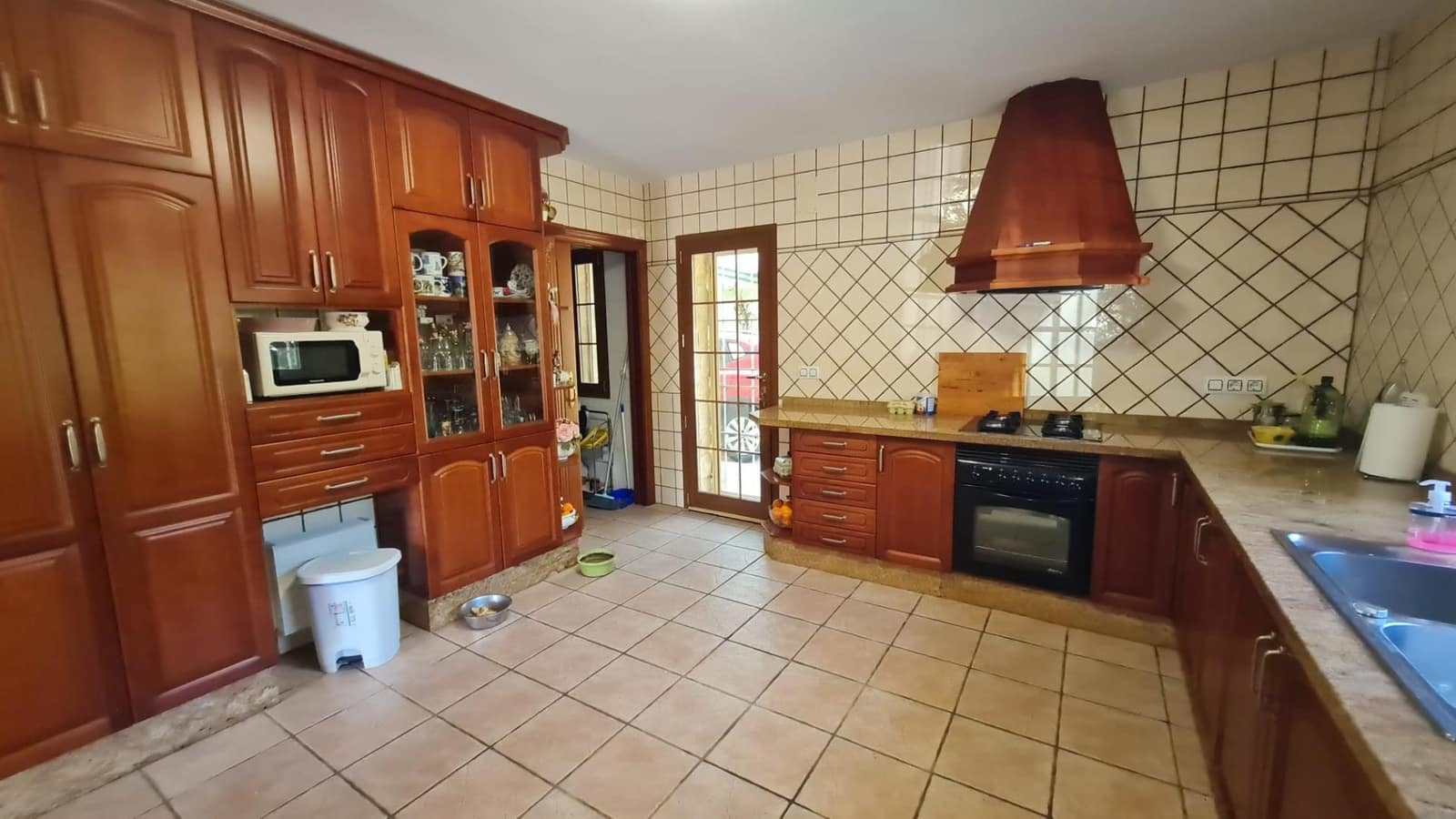 4 soverom Villa til salgs i Callosa d'En Sarria med svømmebasseng - € 700 000 (Ref: 9042250)