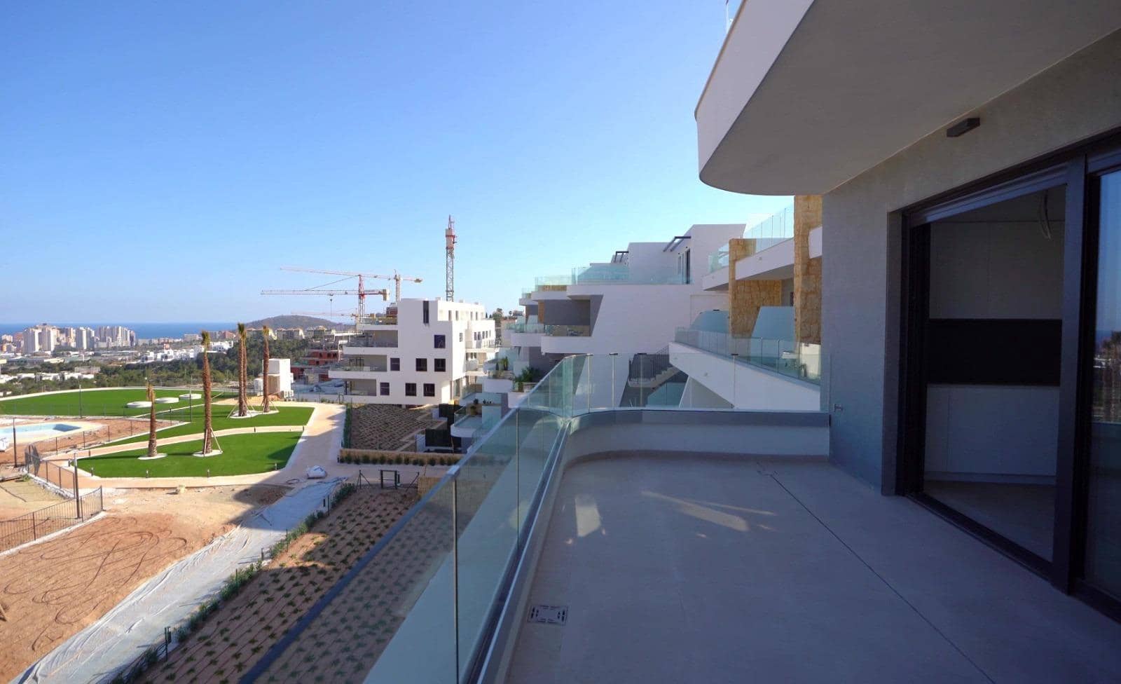 6 bedroom Penthouse for sale in Finestrat with pool - € 580,000 (Ref: 9057591)