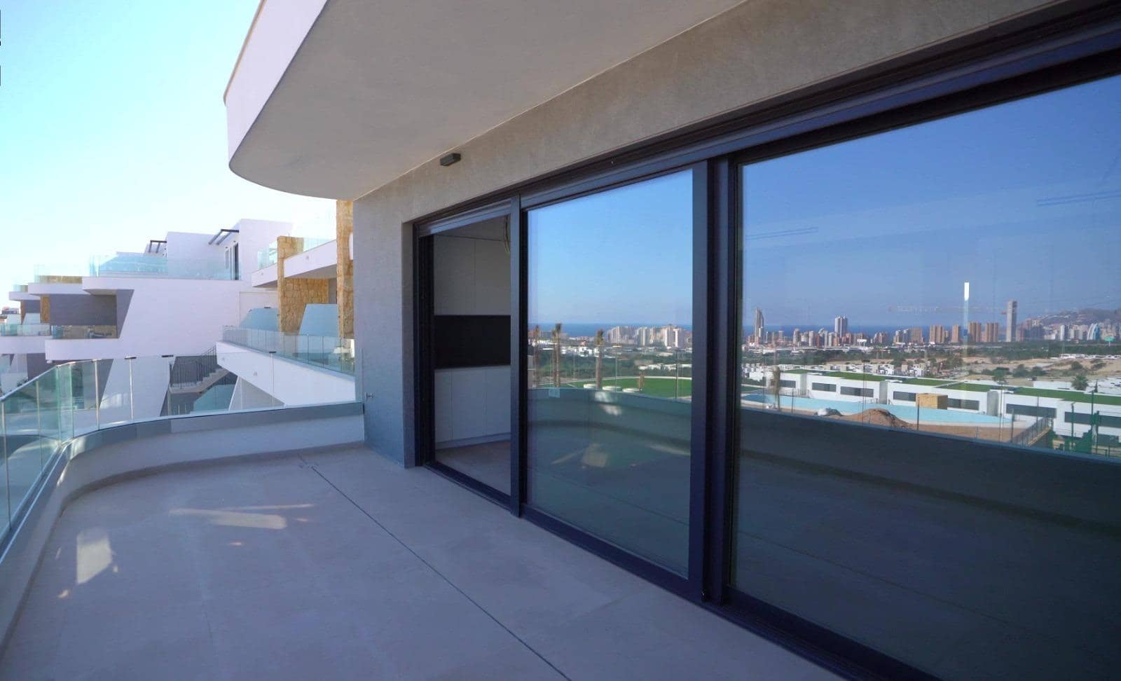 6 bedroom Penthouse for sale in Finestrat with pool - € 580,000 (Ref: 9057591)