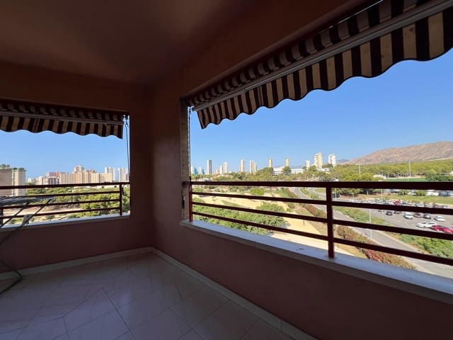 3 soveværelse Lejlighed til salg i Colonia Madrid, Benidorm - € 265.000 (Ref: 9161032)