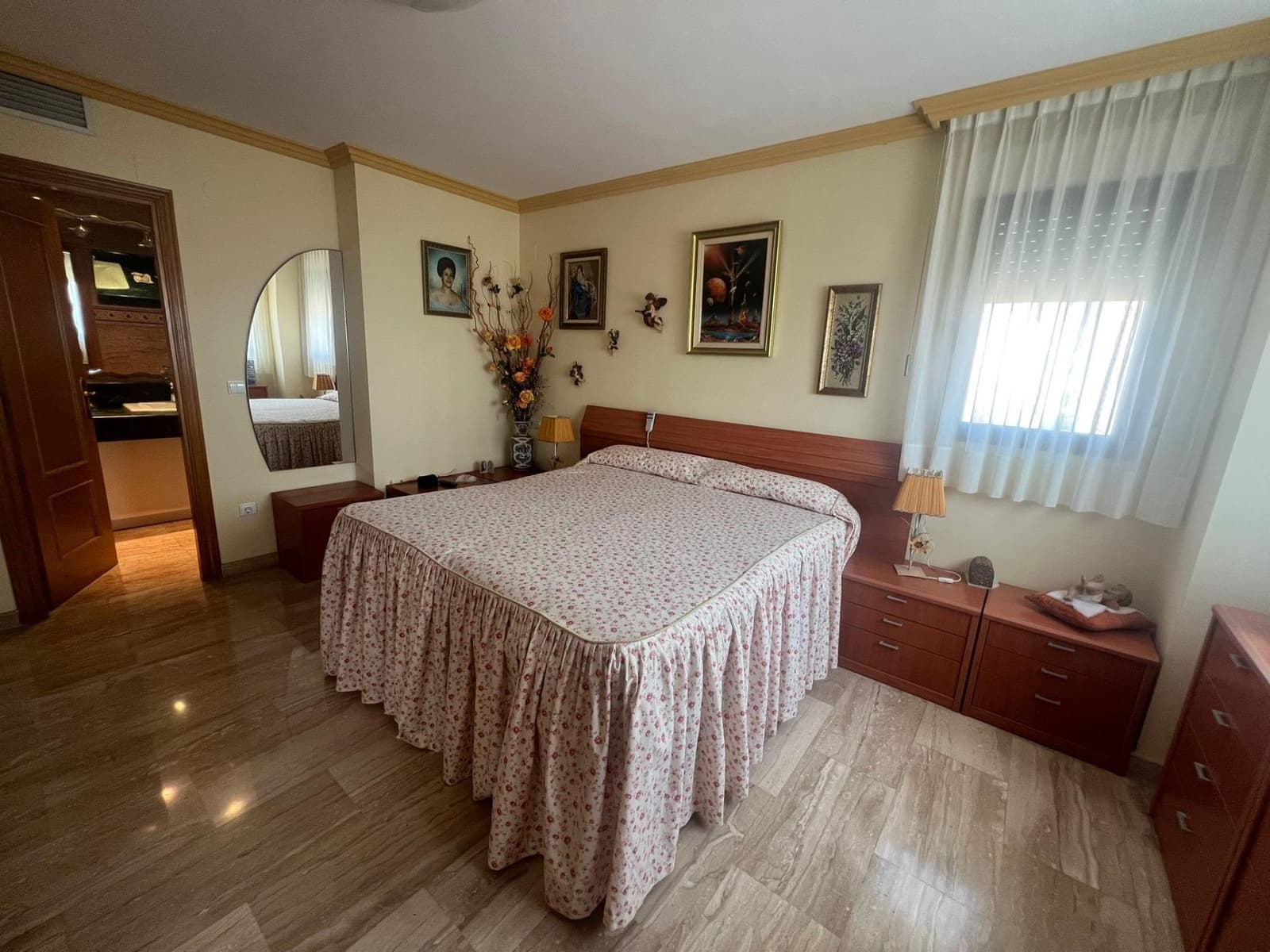 2 sovrum Lägenhet till salu i Benidorm med pool - 350 000 € (Ref: 9192352)