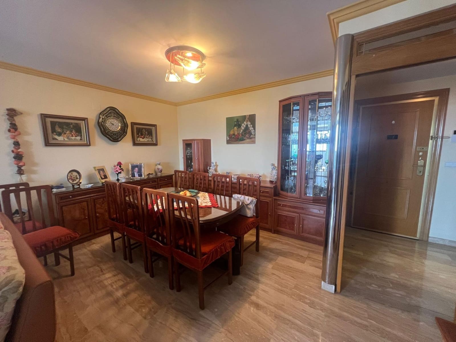 2 sovrum Lägenhet till salu i Benidorm med pool - 350 000 € (Ref: 9192352)