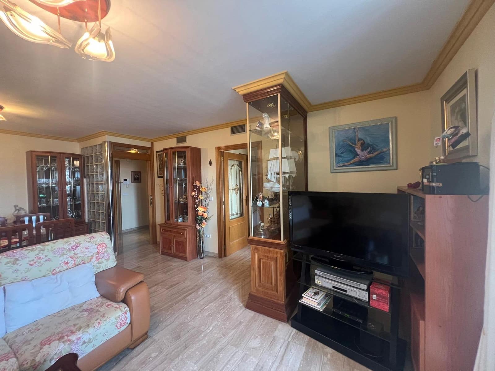 2 sovrum Lägenhet till salu i Benidorm med pool - 350 000 € (Ref: 9192352)