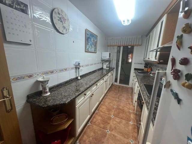 2 sovrum Lägenhet till salu i Playa Poniente, Benidorm med pool - 350 000 € (Ref: 9192352)