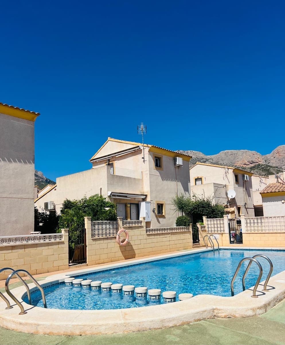 2 bedroom Villa for sale in Polop with pool - € 249,000 (Ref: 9192353)