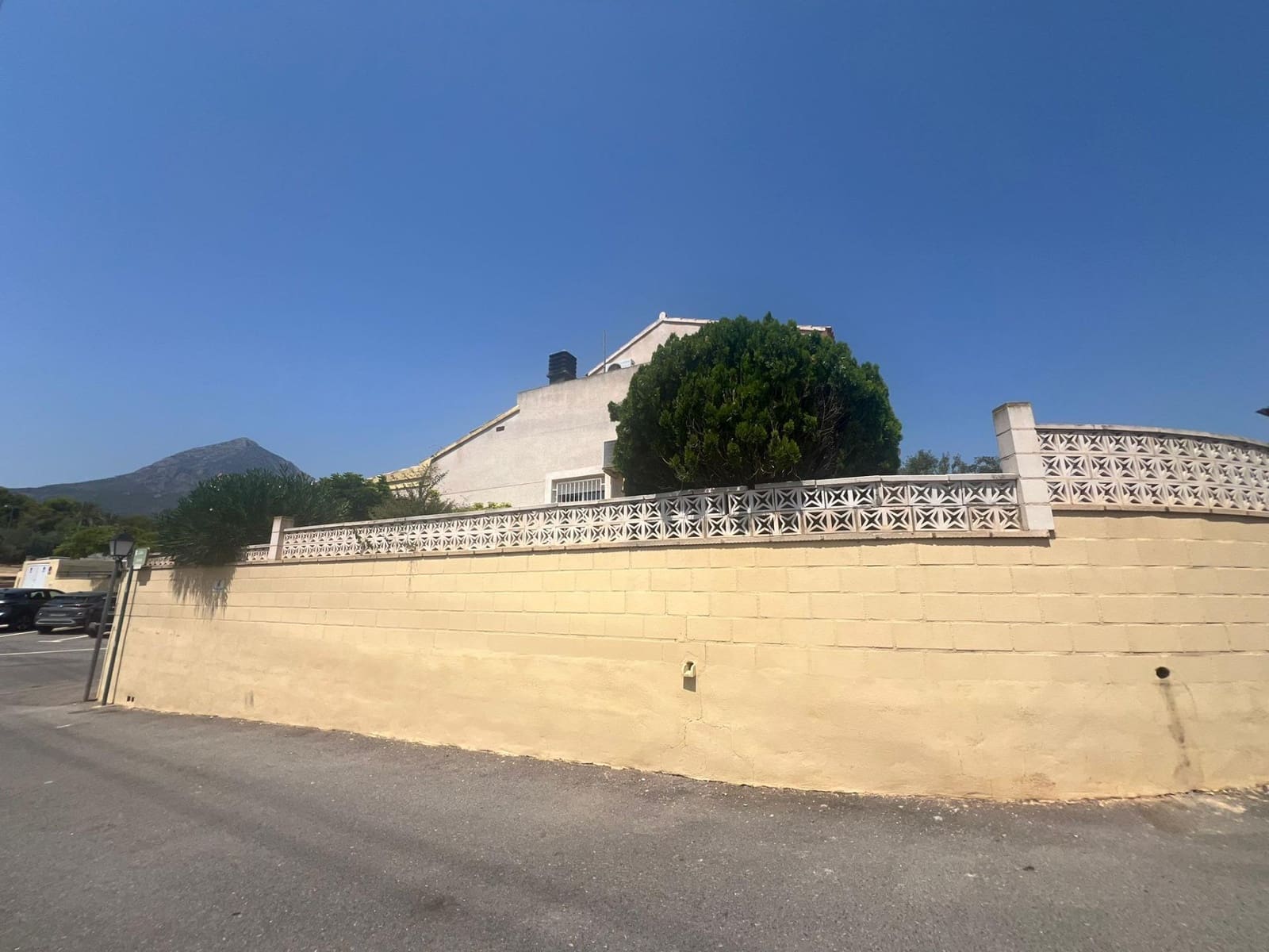 2 bedroom Villa for sale in Polop with pool - € 249,000 (Ref: 9192353)
