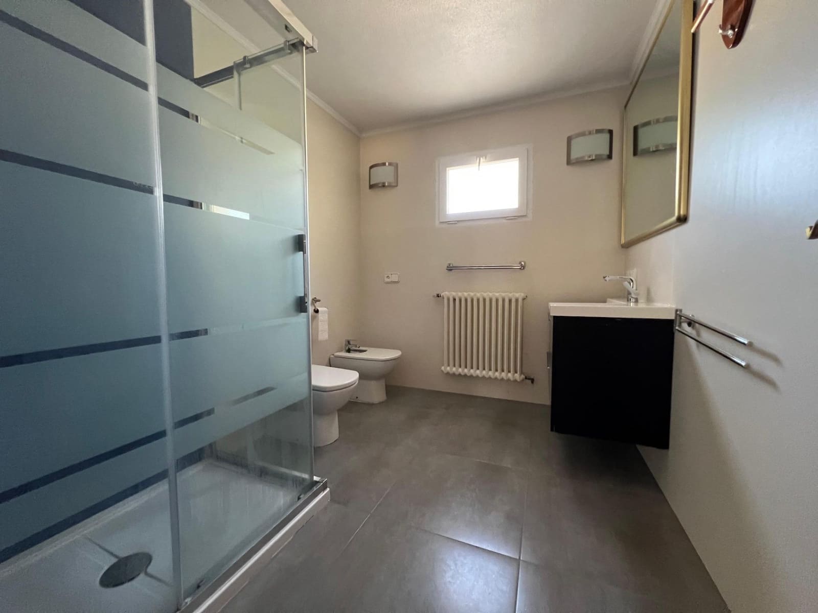 Chalet de 7 habitaciones en La Nucia en venta con piscina garaje - 950.000 € (Ref: 9255306)