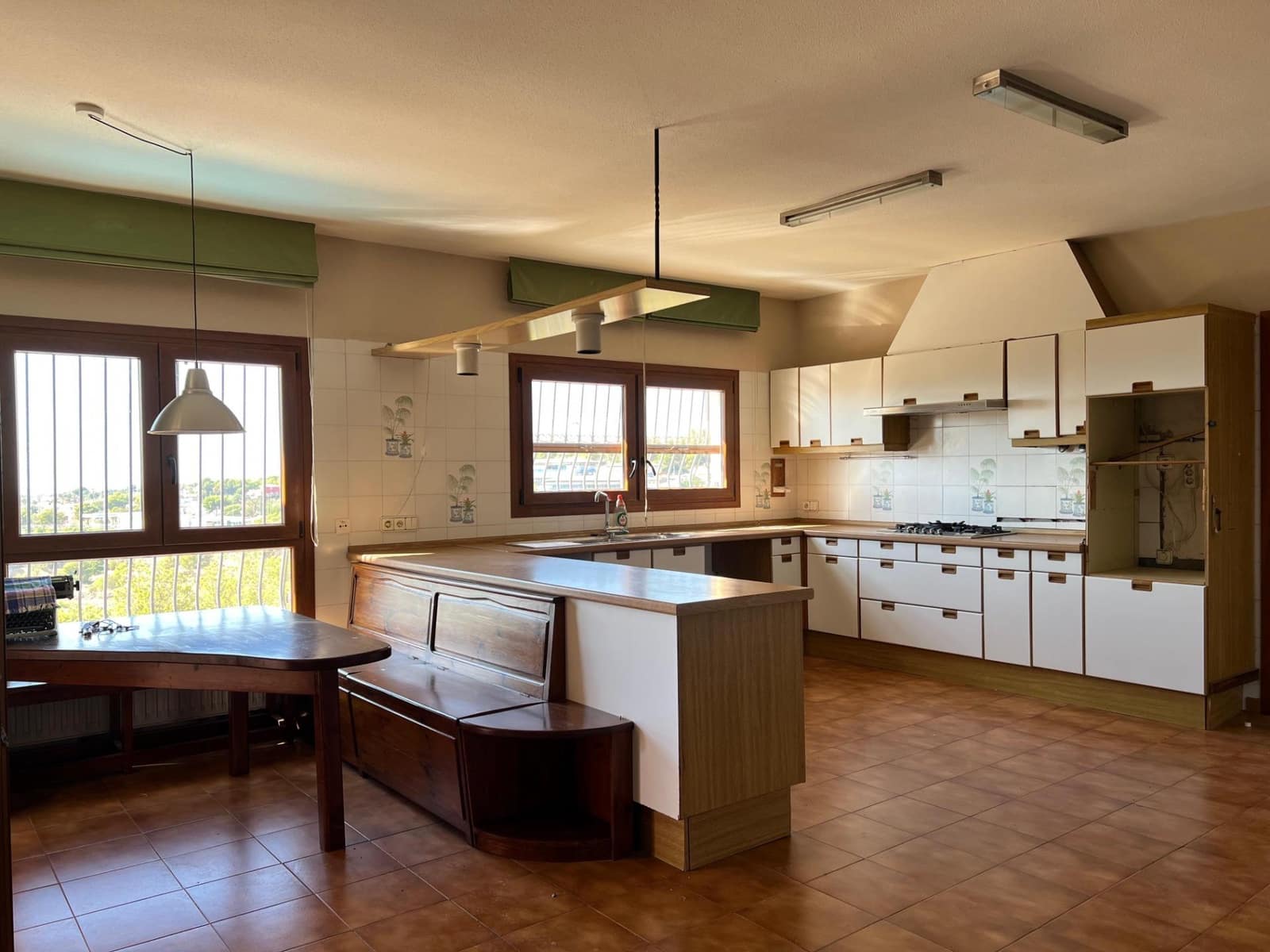 Chalet de 7 habitaciones en La Nucia en venta con piscina garaje - 950.000 € (Ref: 9255306)