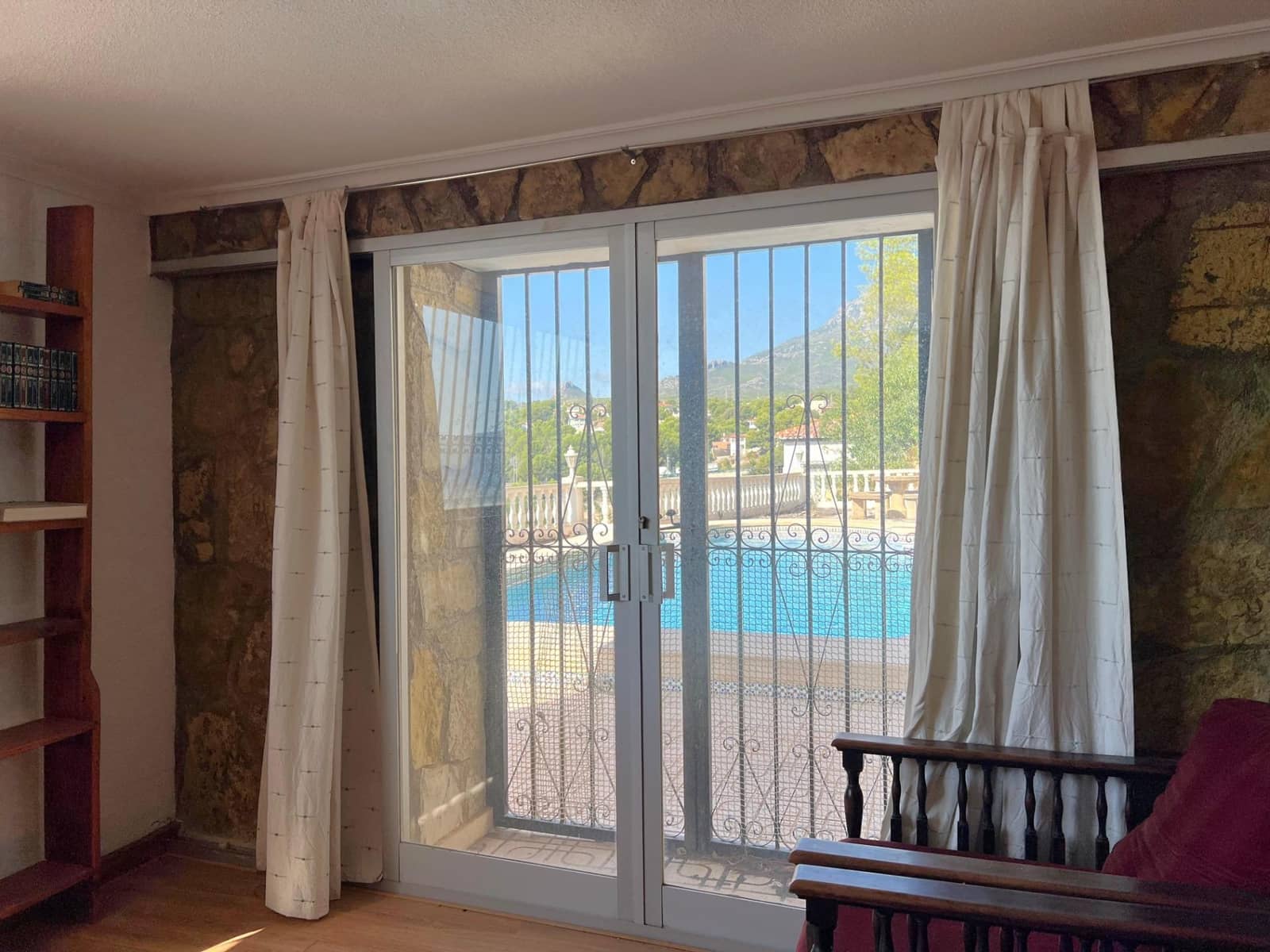 Chalet de 7 habitaciones en La Nucia en venta con piscina garaje - 950.000 € (Ref: 9255306)